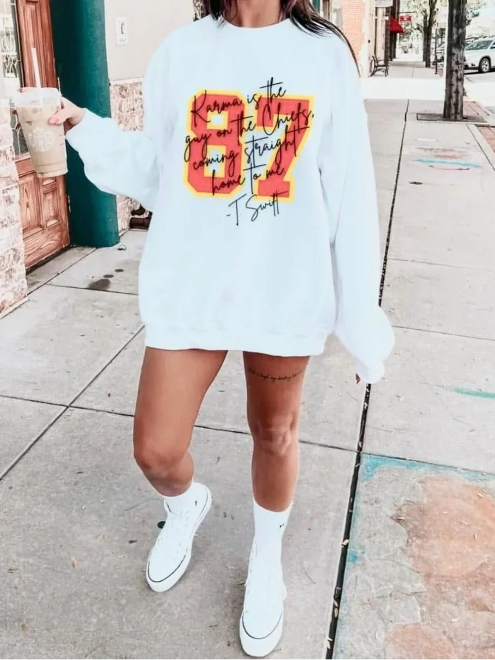Sweatshirt - Picture 1 of 1
